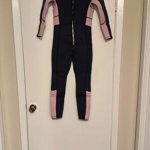 New Girls Sz 12 Blue and Pink Wetsuit